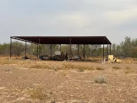 1035 Pena Rd, Cotulla, TX 78014 photo 6