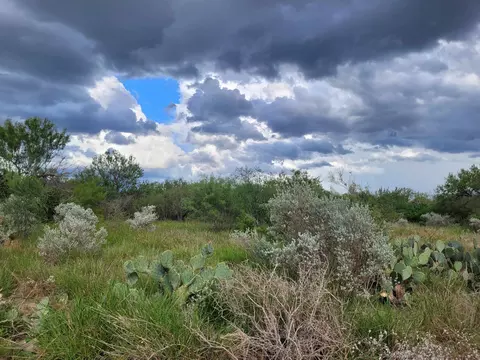 1000 Zapata Hwy, Laredo, TX 78046