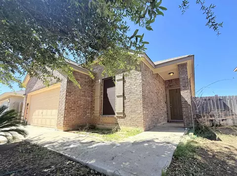 1618 Padre Island Ct, Laredo, TX 78045