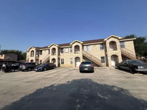 3119 Galveston St #8, Laredo, TX 78043
