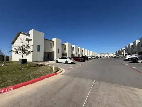 4101 Blue Quail Rd #B-13, Laredo, TX 78045