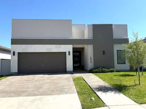3823 Sun Valley Dr, Laredo, TX 78045