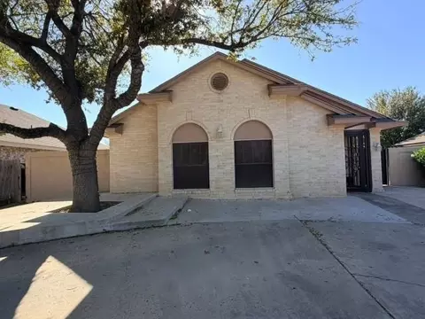 9104 Tundra Ave, Laredo, TX 78045