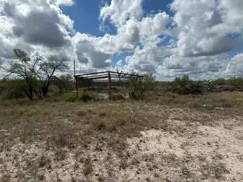 440 Norte Rd, Laredo, TX 78044 photo 12