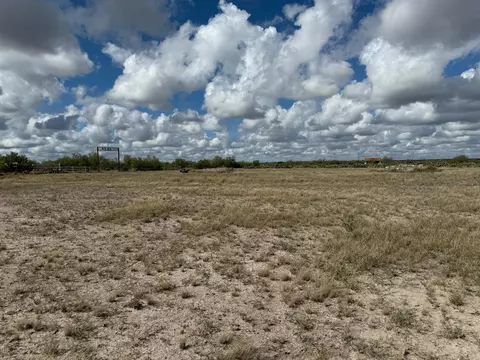 440 Norte Rd, Laredo, TX 78044 photo 8