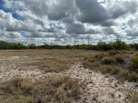 440 Norte Rd, Laredo, TX 78044 photo 10