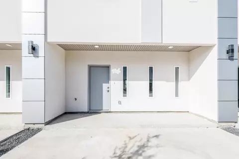 1011 Emerald Valley Dr #25 D, Laredo, TX 78043