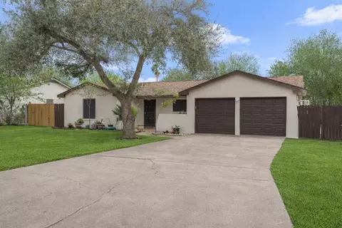 703 Laurel Dr, Laredo, TX 78045