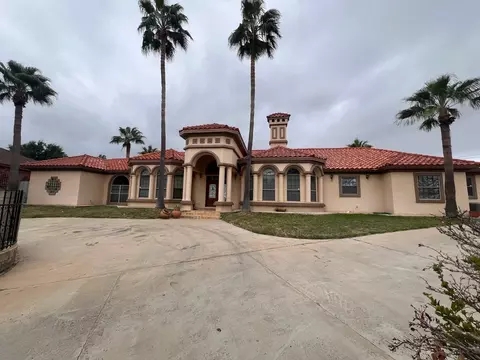 8912 Siller Lp, Laredo, TX 78045