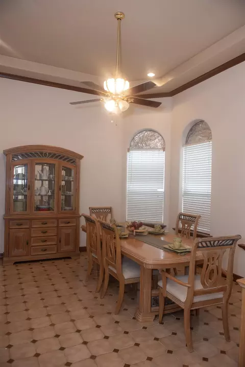 Dining - 8912 Siller Lp, Laredo, TX 78045 photo 2 of 3