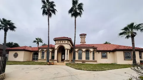 8912 Siller Lp, Laredo, TX 78045