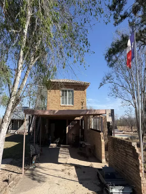 1023 Avenue G, Bruni, TX 78344
