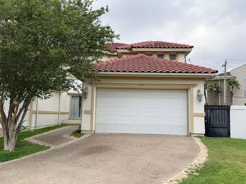 7221 Lake Victoria Rd #-, Laredo, TX 78041