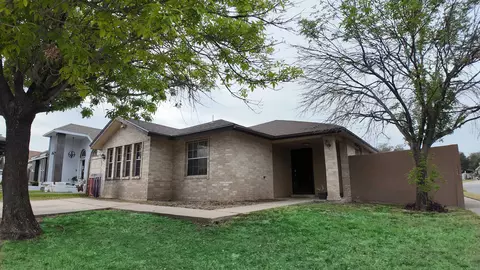 1520 Pintail St, Laredo, TX 78045