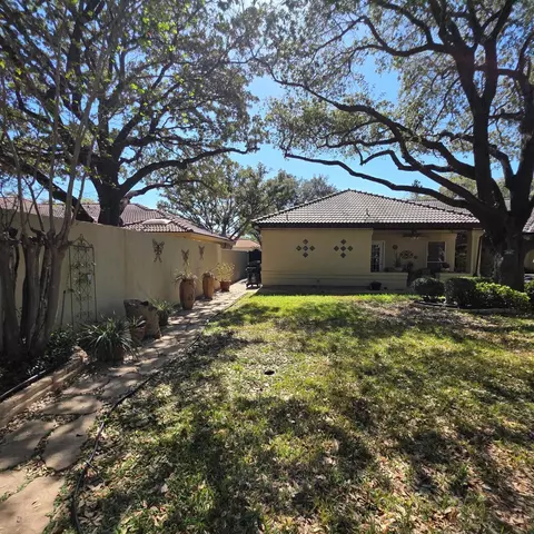 Exterior - 1310 Nicklaus Lp, Laredo, TX 78045 photo 6 of 9