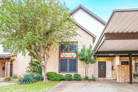 2445 Monarch Dr #1003, Laredo, TX 78045