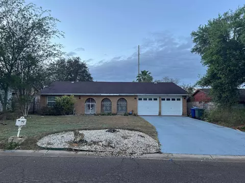 1105 Andrew Ave, Laredo, TX 78045