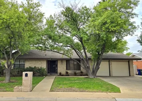 105 Indiana St, Laredo, TX 78045