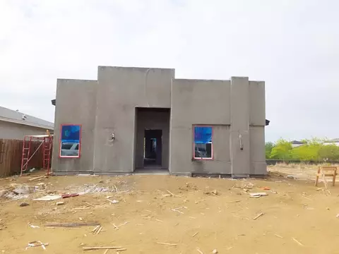 2335 Mango Rd, Laredo, TX 78046