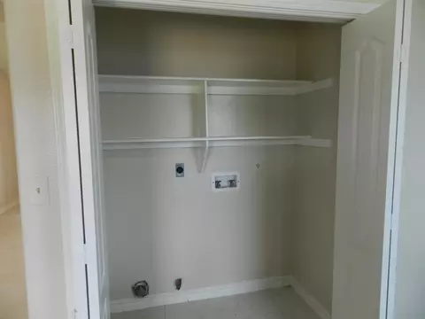 Other - 5743 St Charles Lp, Laredo, TX 78046 photo 4 of 5