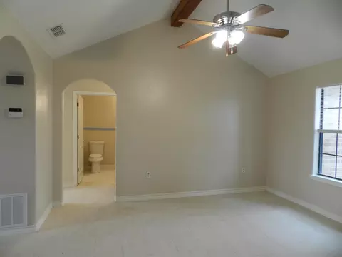 Living - 5743 St Charles Lp, Laredo, TX 78046 photo 3 of 4