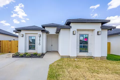 2920 Earthhaven Dr, Laredo, TX 78046