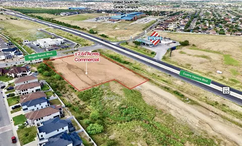 322519 Wright Ranch Blvd, Laredo, TX 78046 photo 3