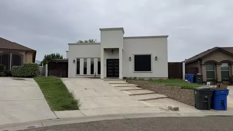 207 Nevers Ct, Laredo, TX 78045