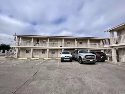 216 E Cherry Ln #7, Laredo, TX 78041
