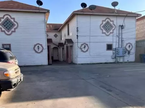 2803 Bayard St #6, Laredo, TX 78046