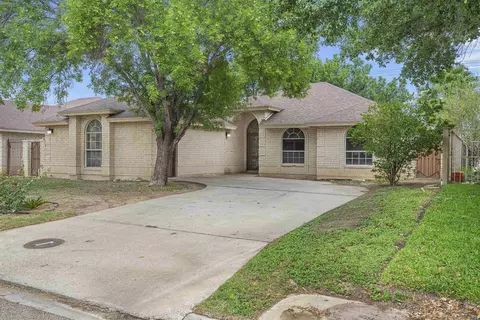 8912 Liberty Lp, Laredo, TX 78045