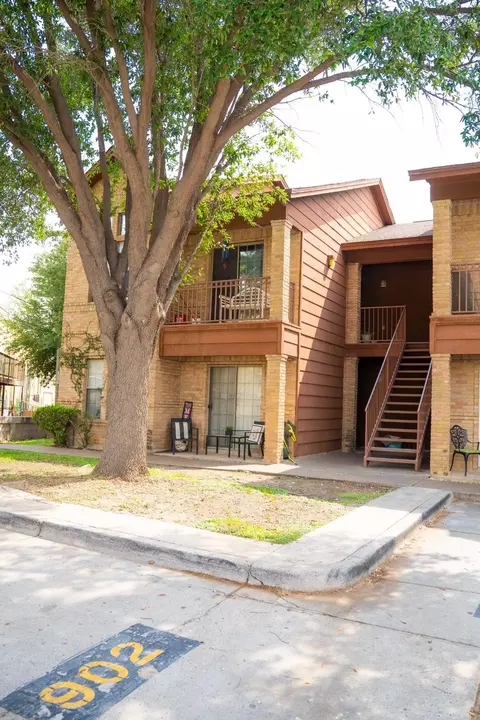 1752 Tiara Trl #902, Laredo, TX 78045