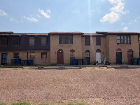 5300 Cypress Dr #35, Laredo, TX 78041