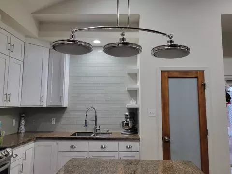 Kitchen - 1613 Tabasco Dr, Laredo, TX 78046 photo 2 of 4
