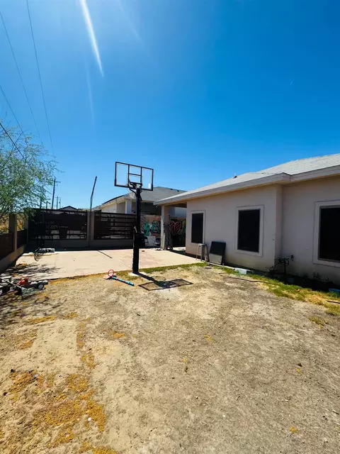 Exterior - 1613 Tabasco Dr, Laredo, TX 78046 photo 5 of 8