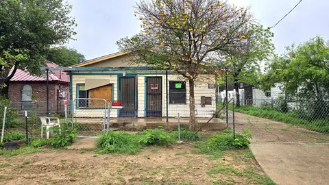 410 Eistetter St, Laredo, TX 78041