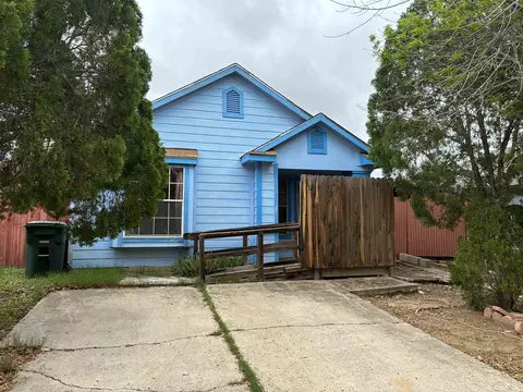 1219 Truman Ln, Laredo, TX 78046