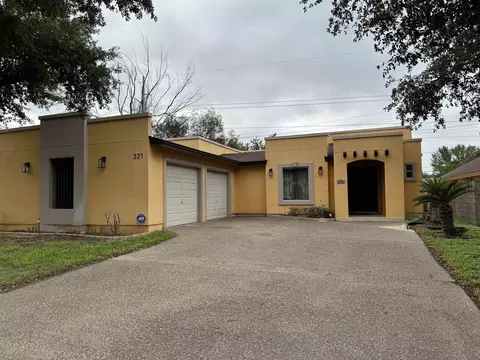 321 Newcastle Dr, Laredo, TX 78045