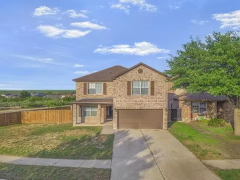 617 Pinos Cr, Laredo, TX 78043