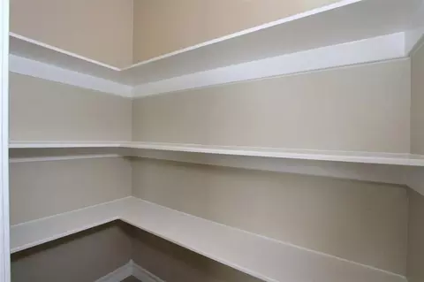 Entry Way - 7917 Elka Lp, Laredo, TX 78045 photo 2 of 2