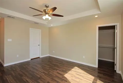 Bedroom - 7917 Elka Lp, Laredo, TX 78045 photo 1 of 1