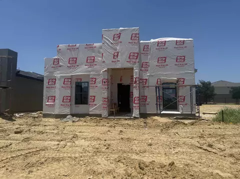 222 Lusitano Dr, Laredo, TX 78046