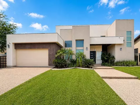 2917 Ohenry Dr, Laredo, TX 78041