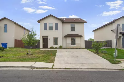 3519 Jose C Santos Dr, Laredo, TX 78046