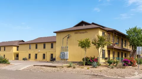 2901 Thurman St #10, Laredo, TX 78046