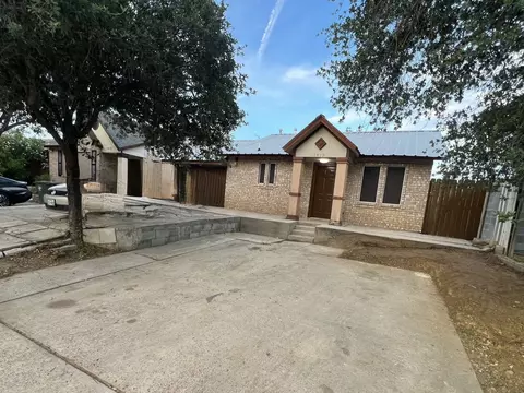 1419 Reagan Dr, Laredo, TX 78046
