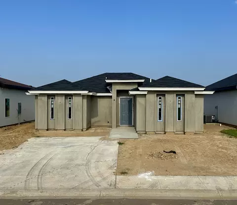 5012 Luna Grande Lp, Laredo, TX 78046
