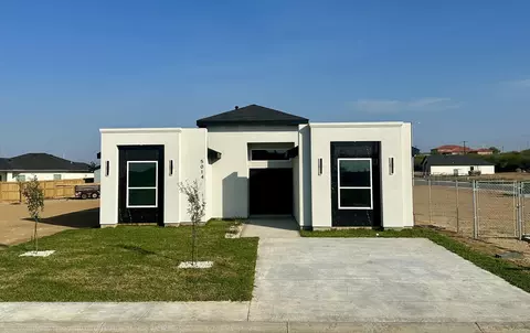 5014 Luna Grande Lp, Laredo, TX 78046