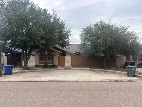 403 Carreta Ct, Laredo, TX 78045
