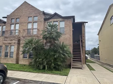 203 Martingale Ln #55, Laredo, TX 78041